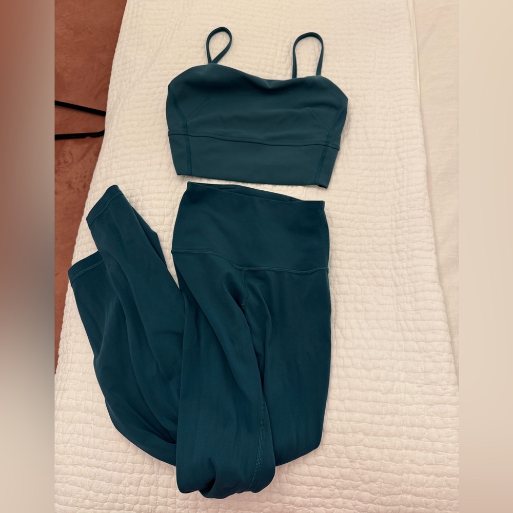 Lululemon set. Top is size 2 and bottom is size 0.